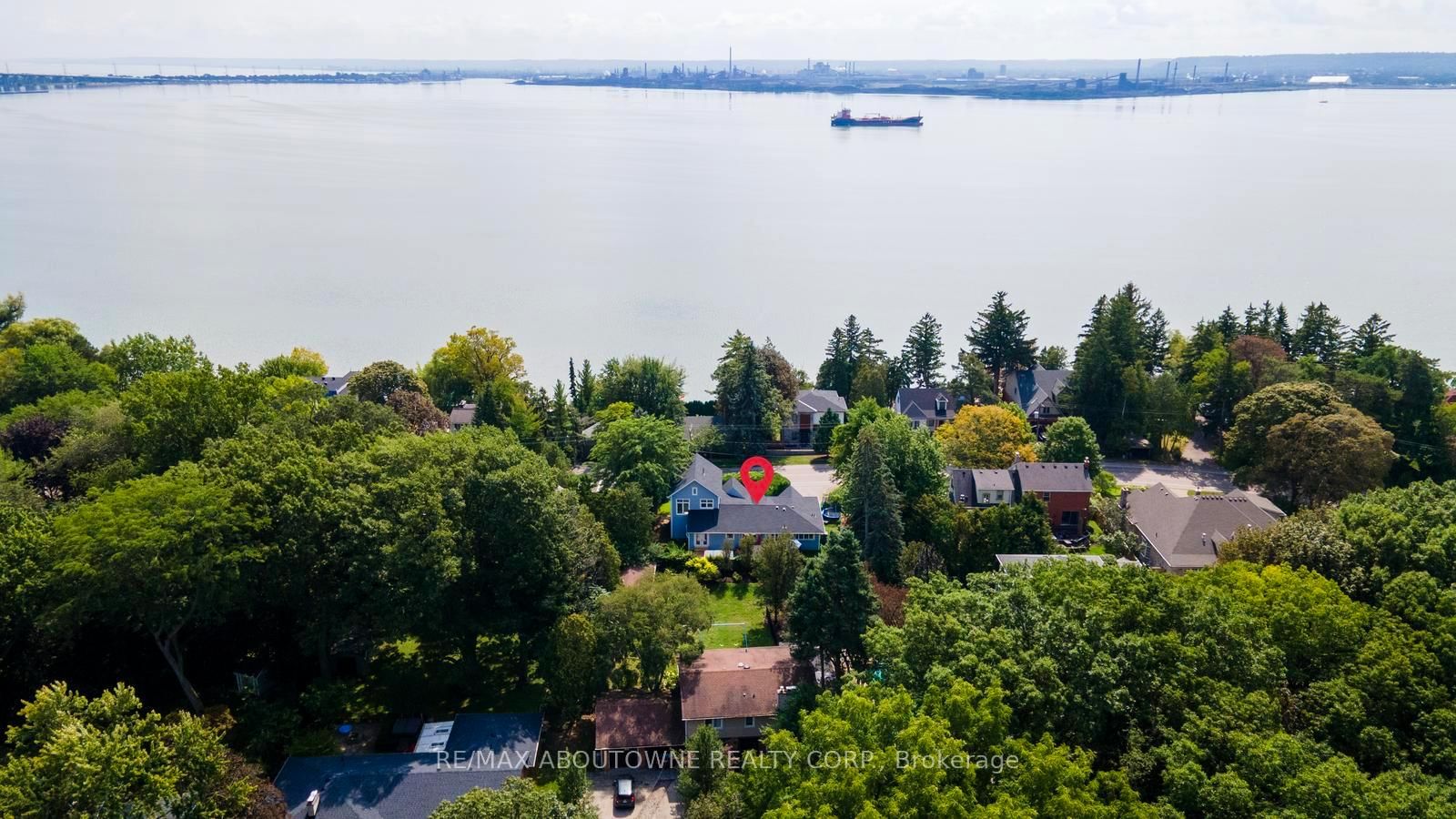 293 North Shore Boulevard E • Burlington, ON photo 46