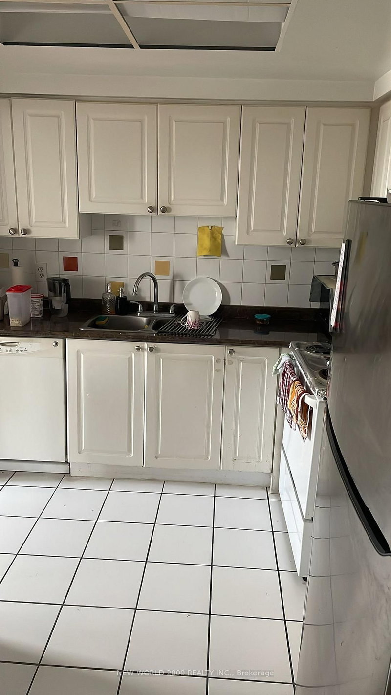 135 Hillcrest Ave photo 5