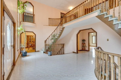11 Prince Andrew Drive • Caledon, ON photo 5