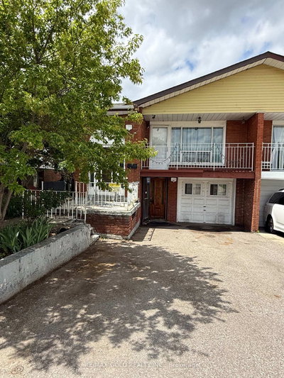 3777 Keenan Mississauga,ON L4T 3M1 — Photo 1