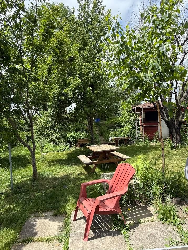3777 Keenan Crescent • Mississauga, ON photo 3