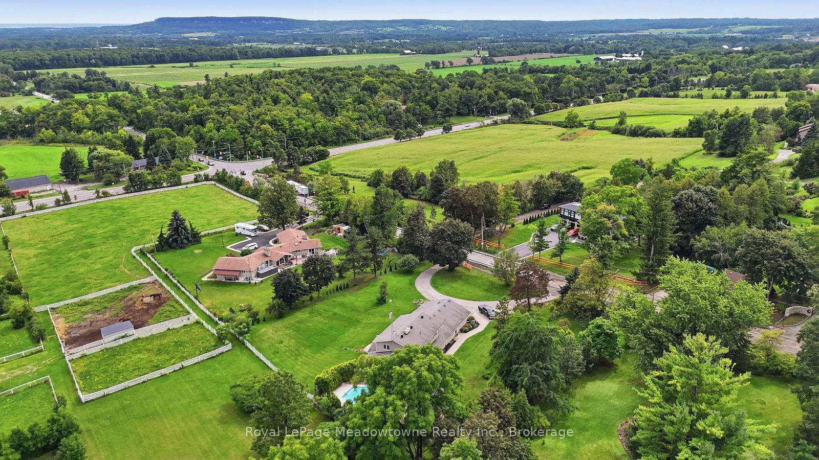 7053 Appleby Line • Milton, ON photo 48