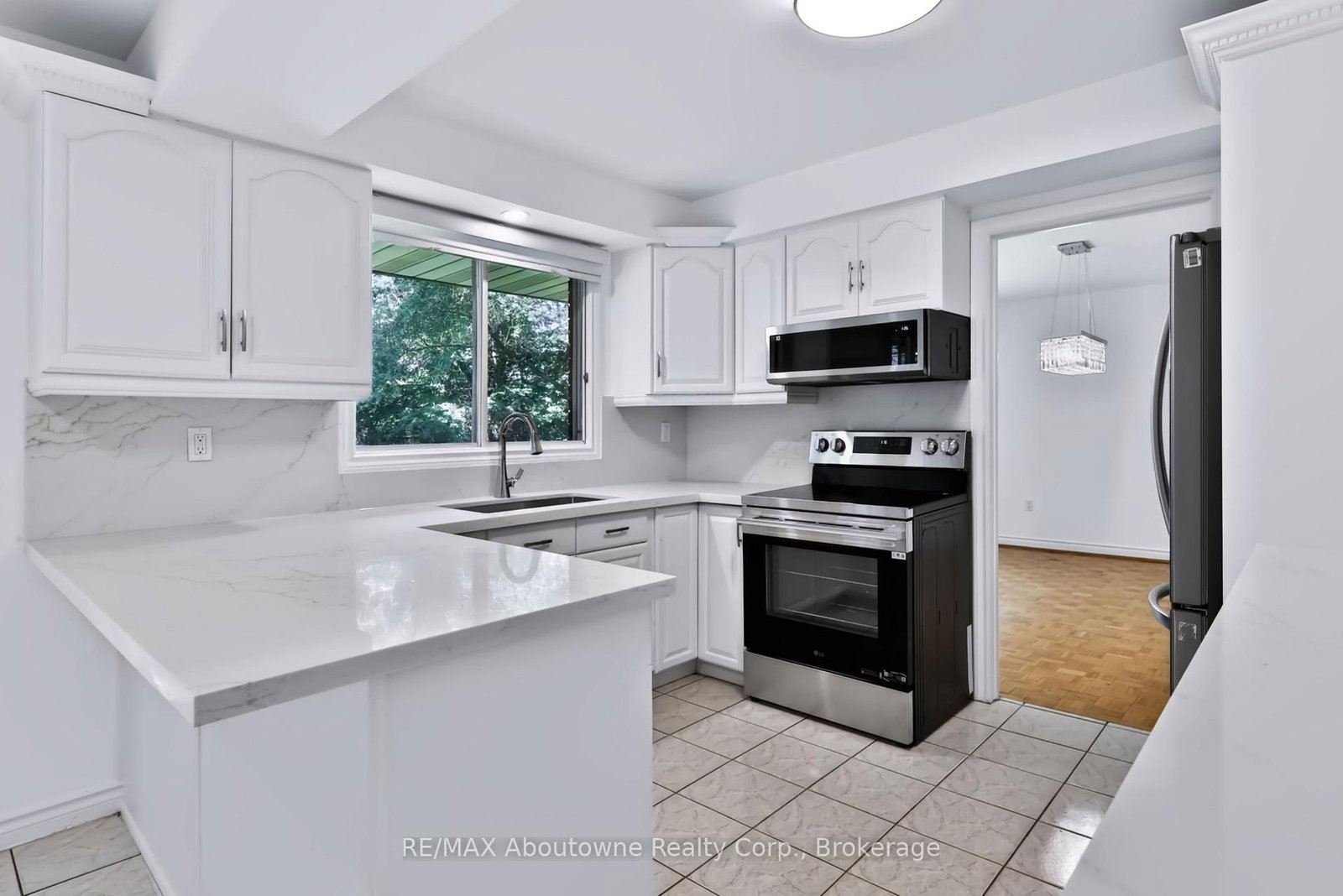 30 Birkbank Drive • Oakville, ON photo 13