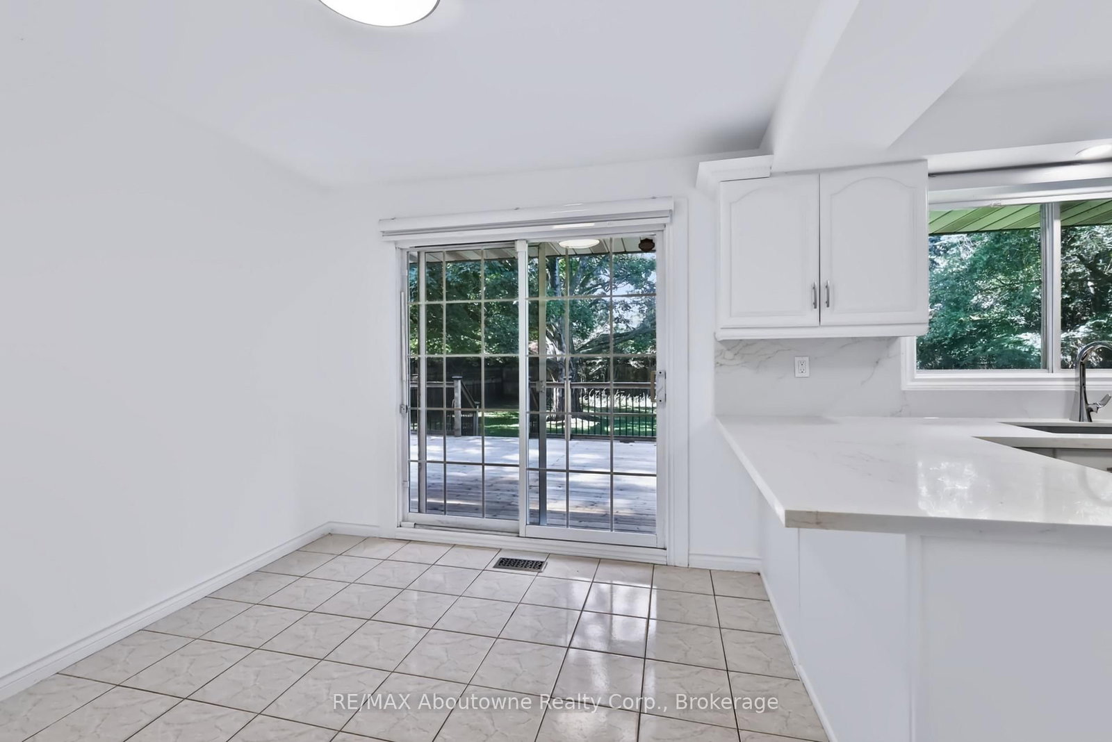 30 Birkbank Drive • Oakville, ON photo 15