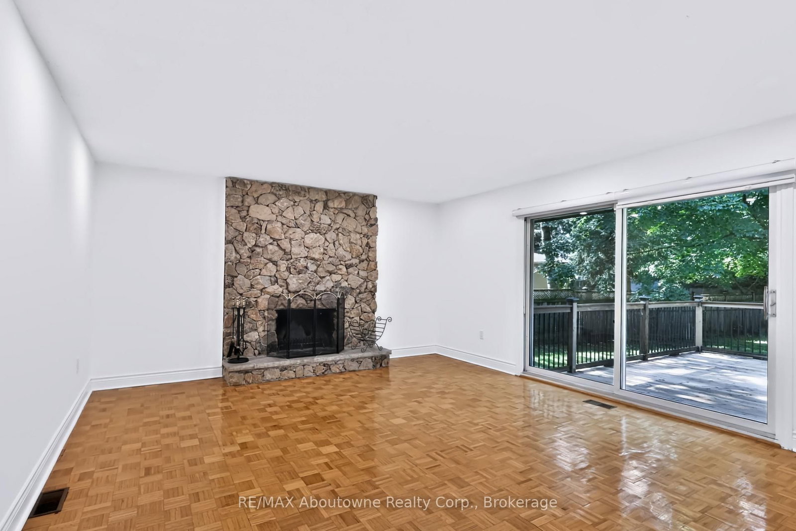 30 Birkbank Drive • Oakville, ON photo 19