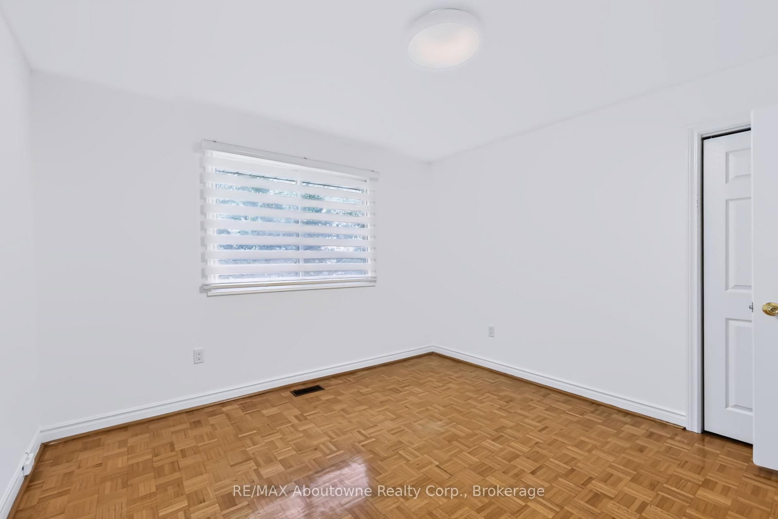 30 Birkbank Drive • Oakville, ON photo 26