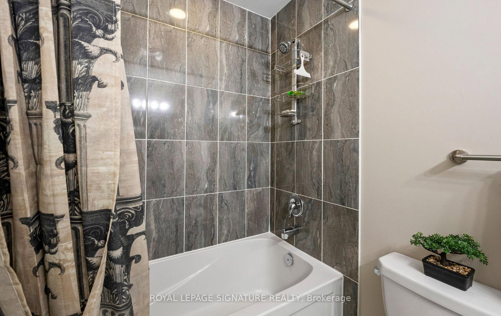 55 Yorkland Boulevard • #PH1202 • Brampton, ON photo 33