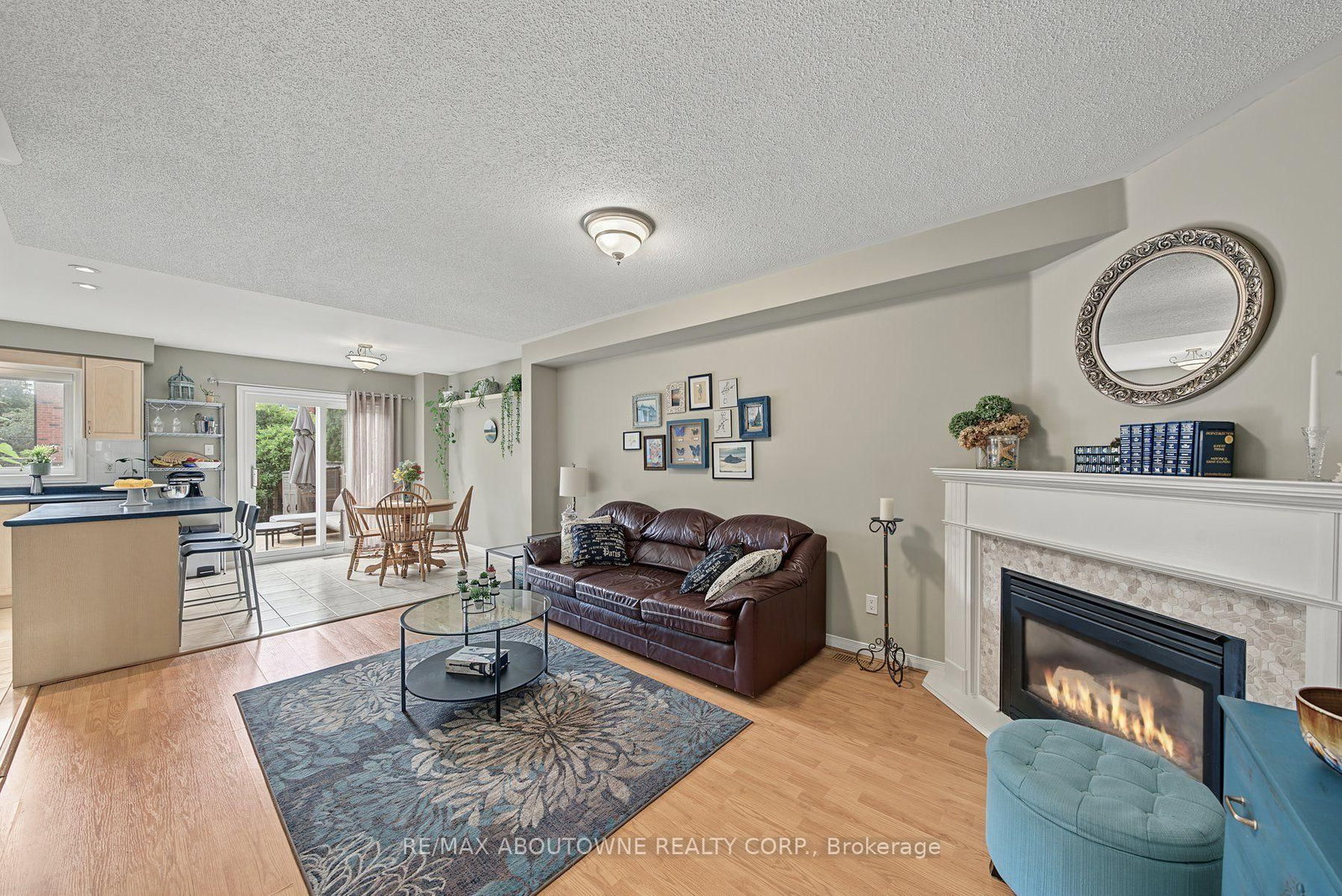 5110 Falconcrest Drive • Burlington, ON photo 4