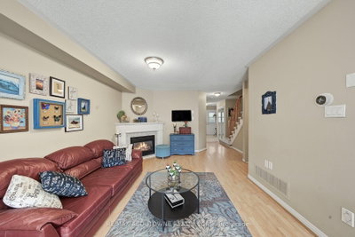 5110 Falconcrest Drive • Burlington, ON photo 8