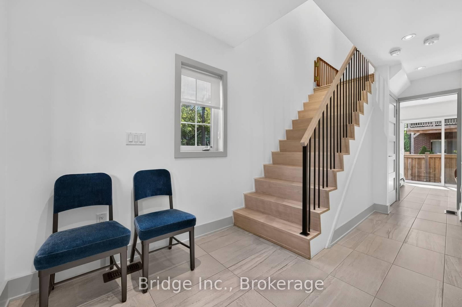2006 Lushes Ave, Mississauga, view 13
