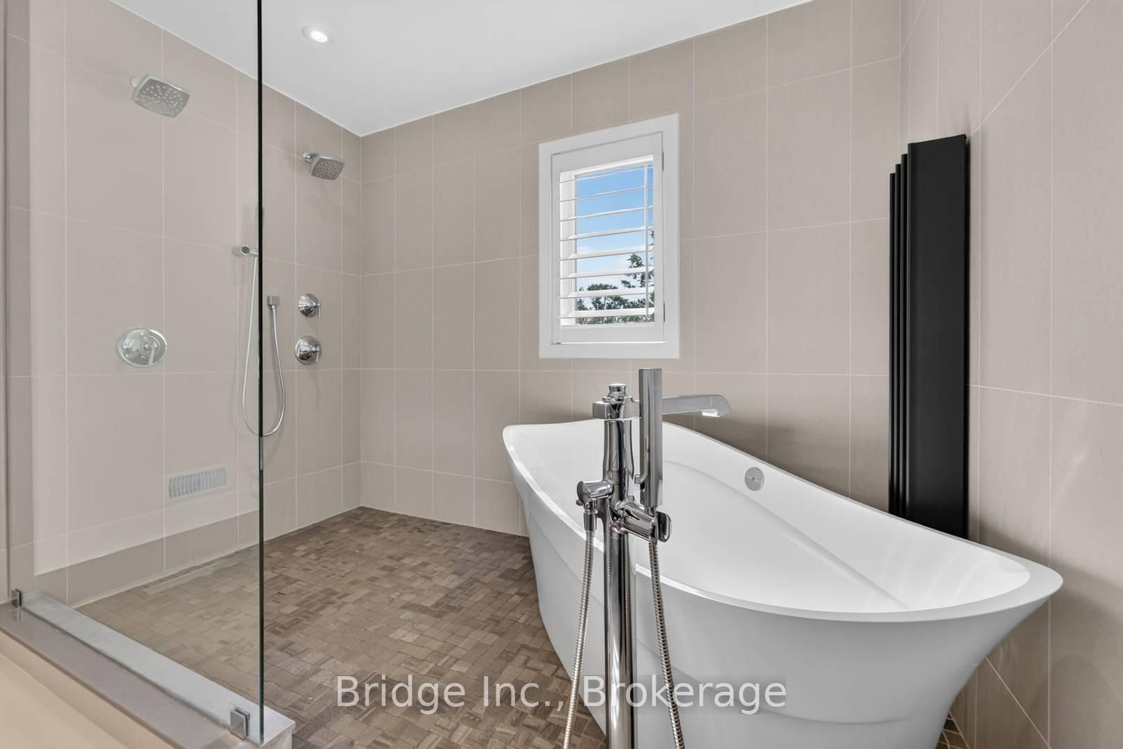 2006 Lushes Ave, Mississauga, view 21