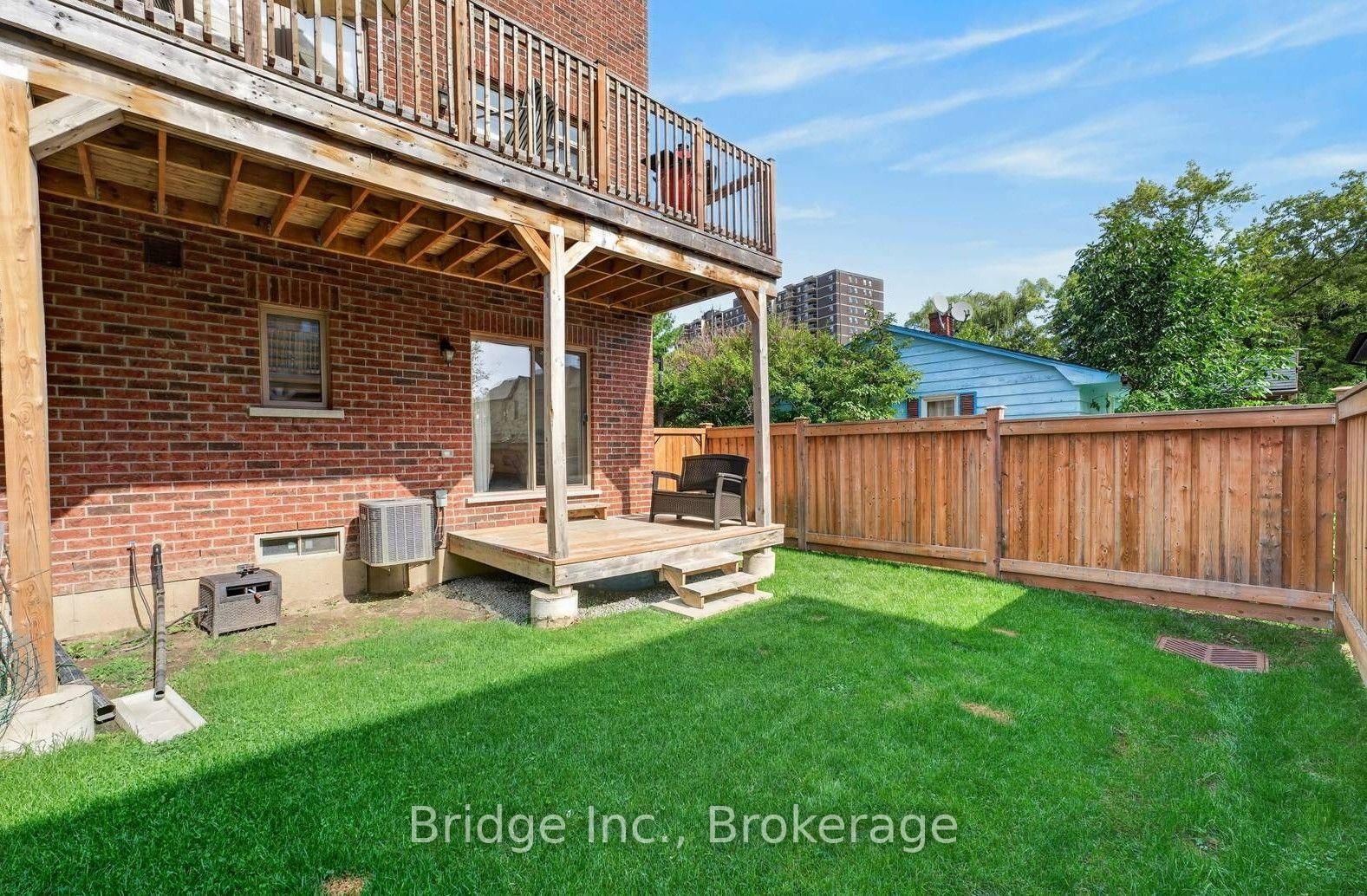 2006 Lushes Ave, Mississauga, view 28