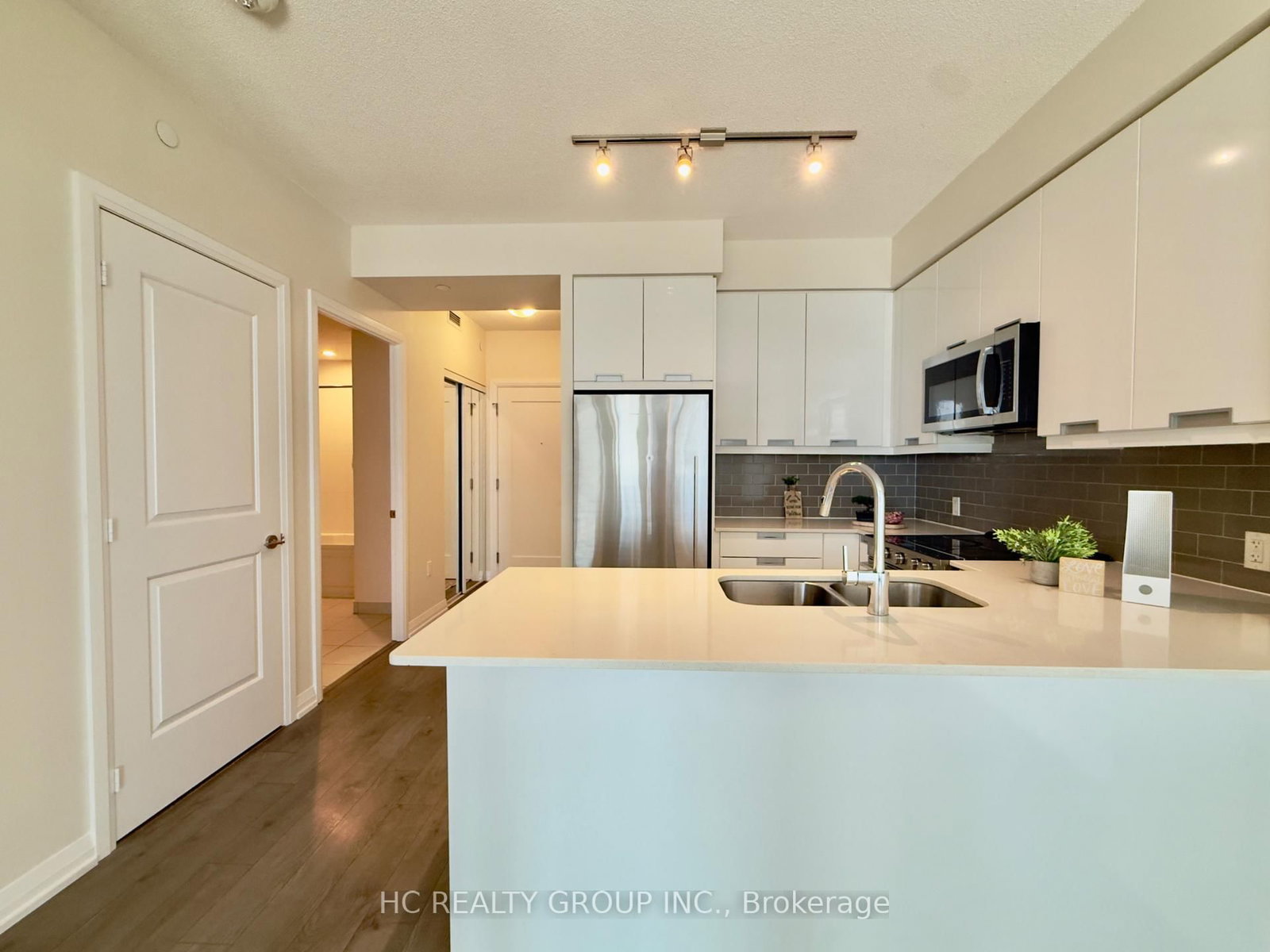 616-35 Watergarden Dr, Mississauga, view 5