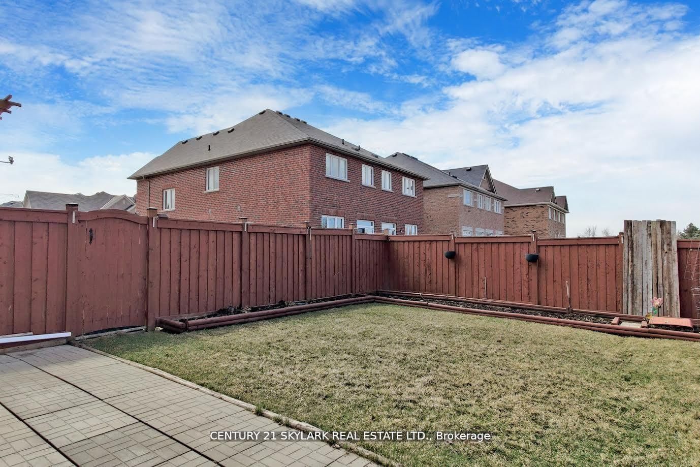 14 Mission Ridge Trail • Brampton, ON photo 19