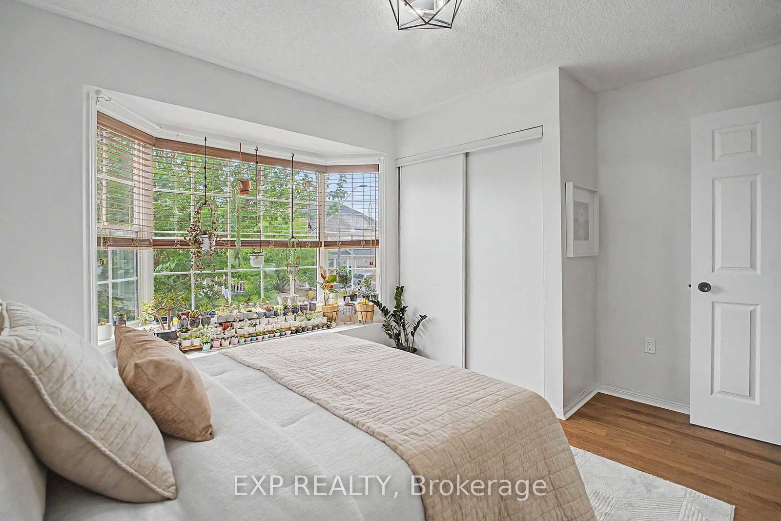 5421 Rochelle Way • Mississauga, ON photo 32