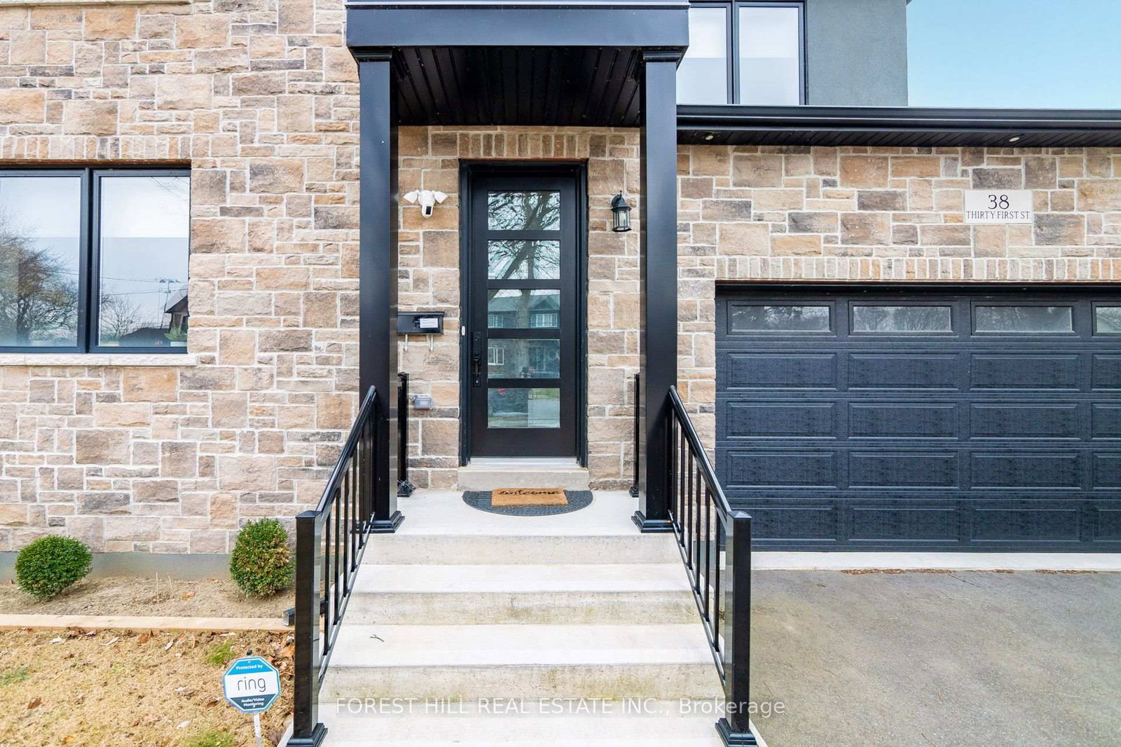 38 Thirty First Street • Toronto, ON photo 2