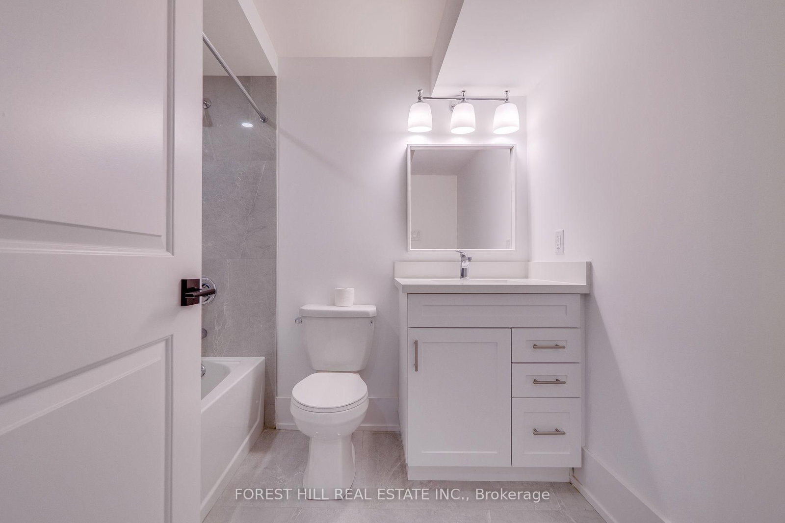 38 Thirty First Street • Toronto, ON photo 29