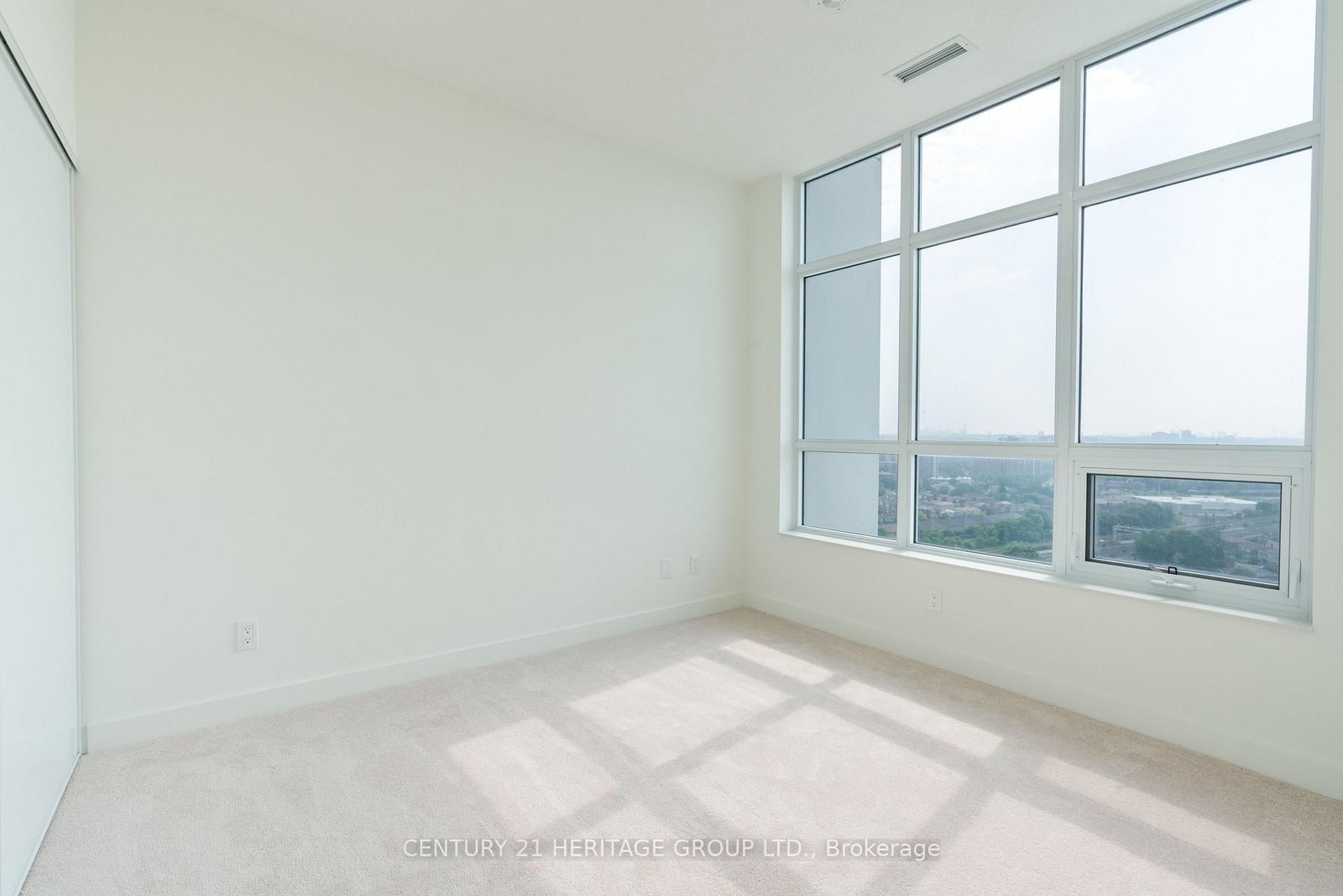 10 Wilby Crescent • #2202 • Toronto, ON photo 19