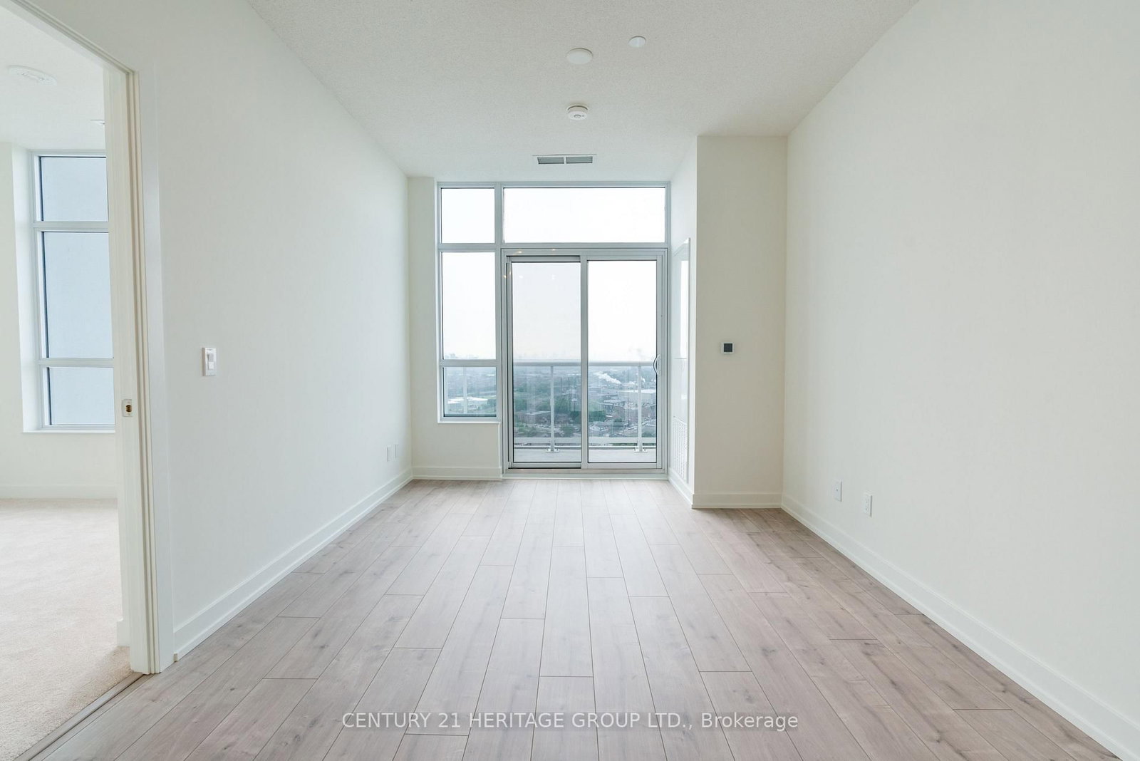 10 Wilby Crescent • #2202 • Toronto, ON photo 23