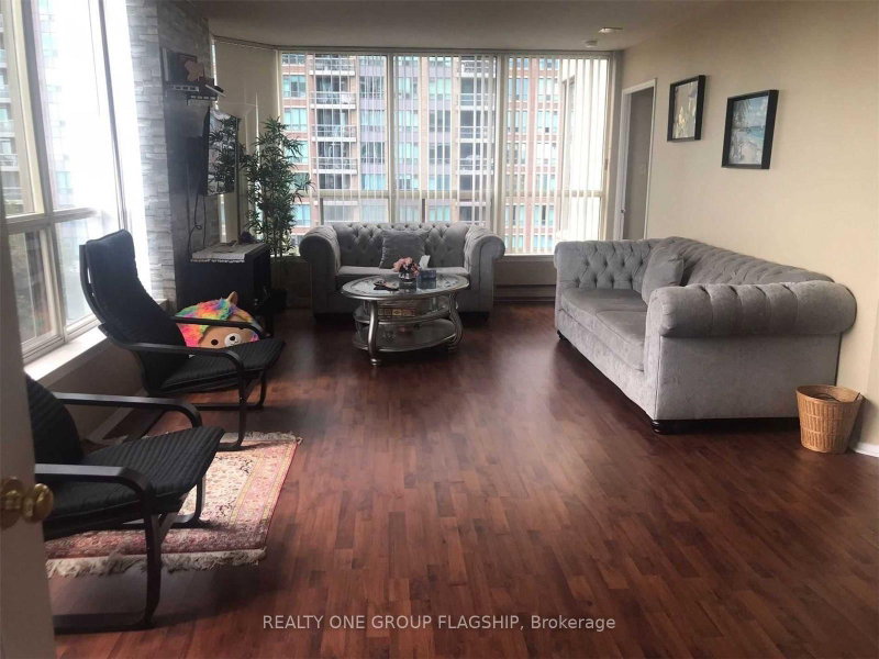 604 - 55 Elm Drive