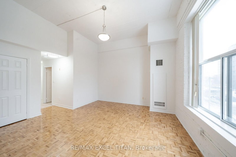 115 - 1401 Dupont Street