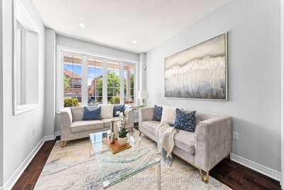 54 Blazing Star Drive • Brampton, ON photo 5