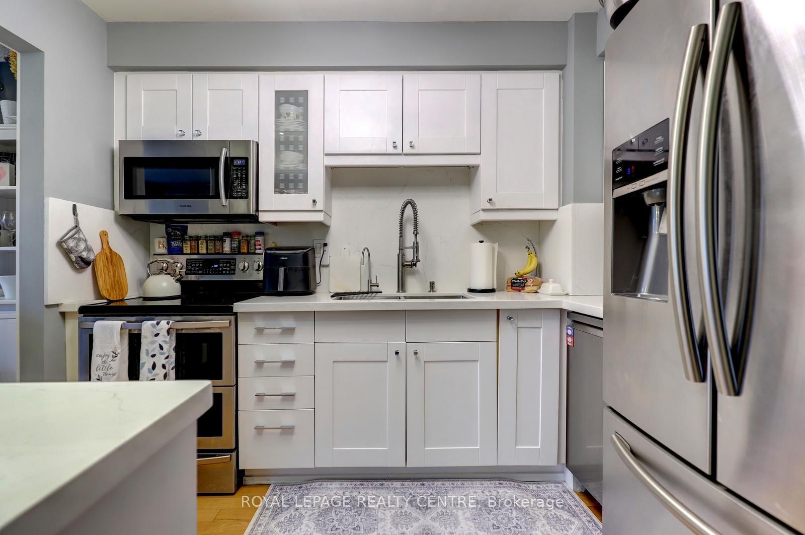 3025 Cedarglen Gate • #60 • Mississauga, ON photo 15
