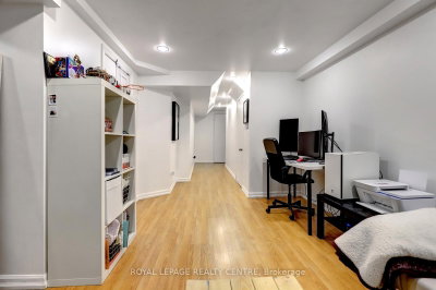 3025 Cedarglen Mississauga,ON L5C 2V7 — Photo 35