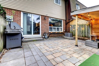 3025 Cedarglen Mississauga,ON L5C 2V7 — Photo 38