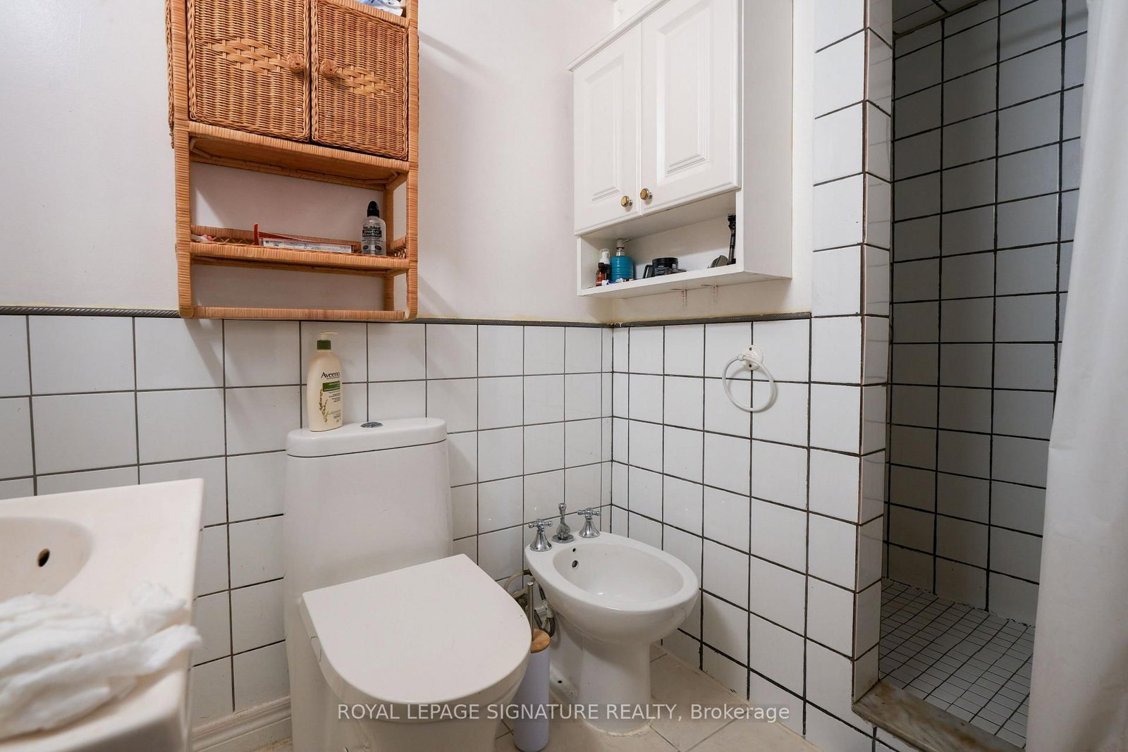 Room #3 - 674 Abana Road, Mississauga 5