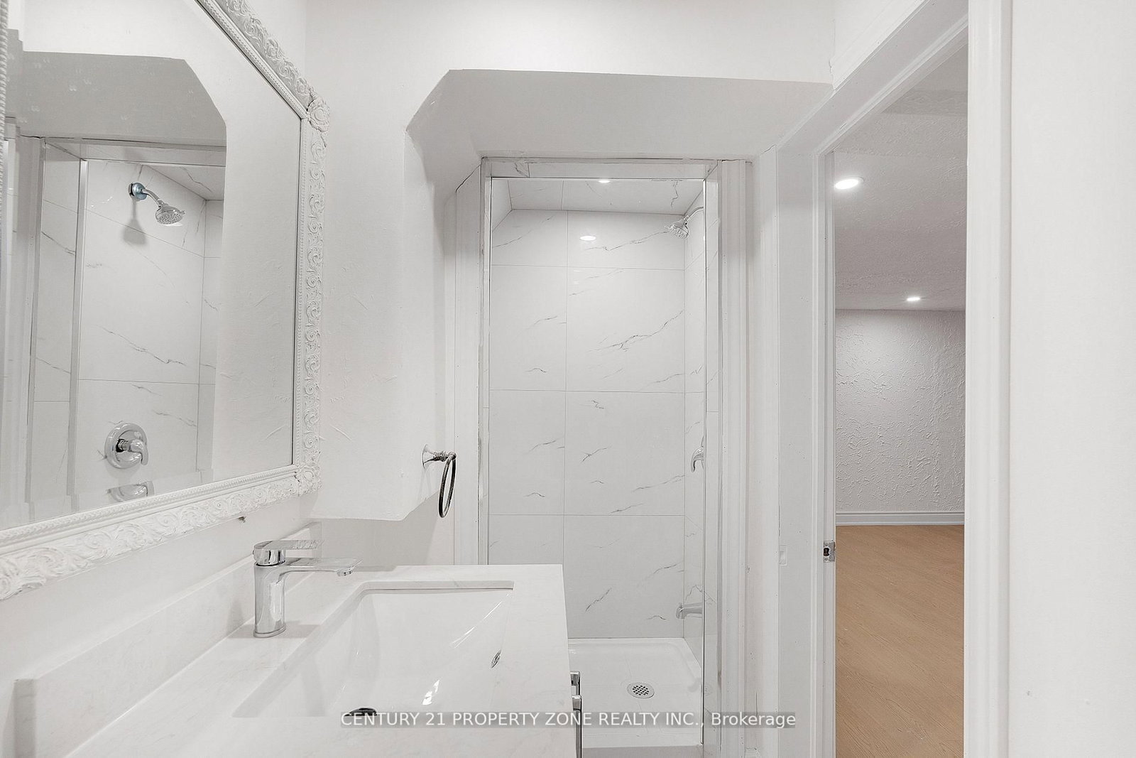 96 Centre Street N • Brampton, ON photo 19