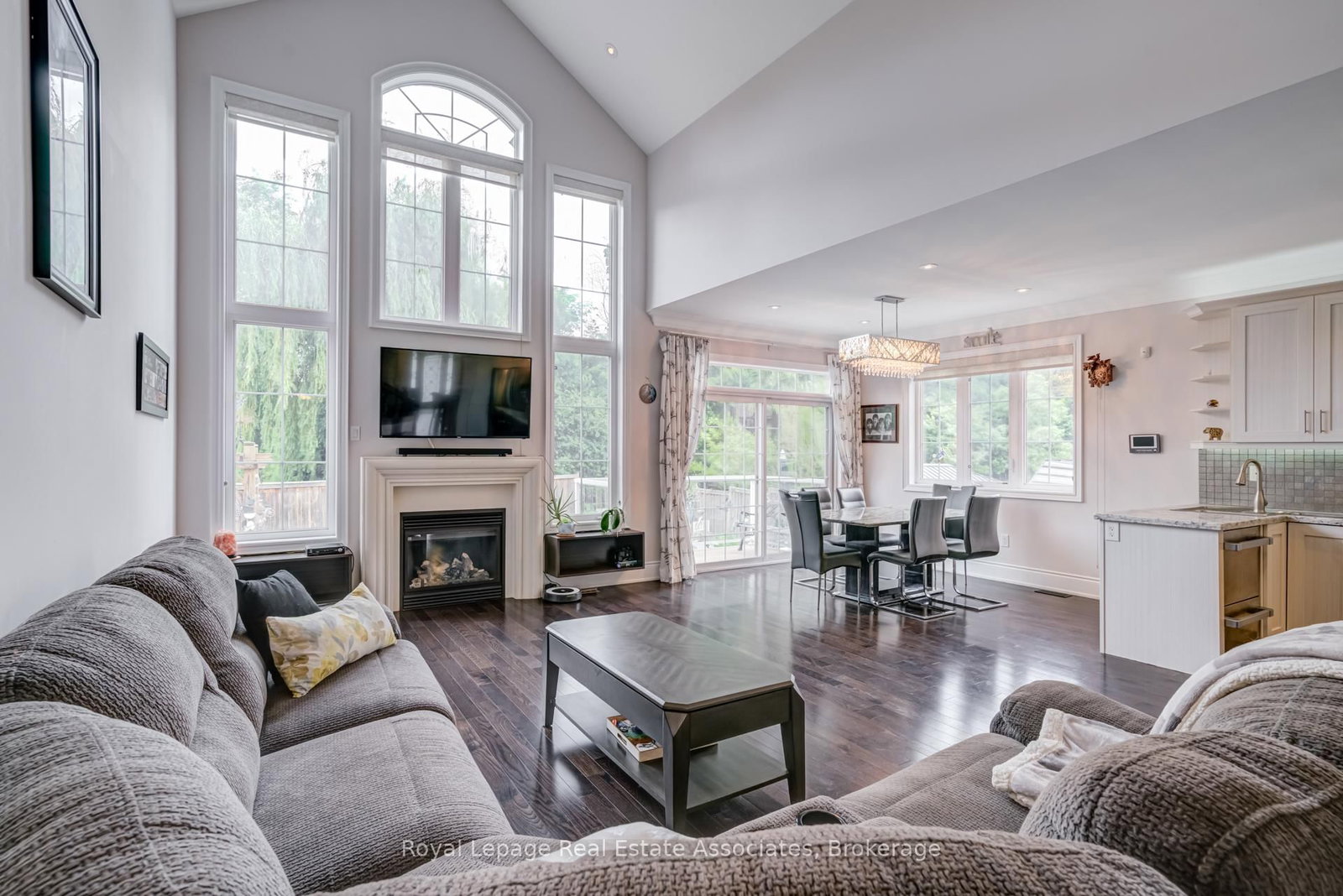 20 Cannington Crescent • Brampton, ON photo 14