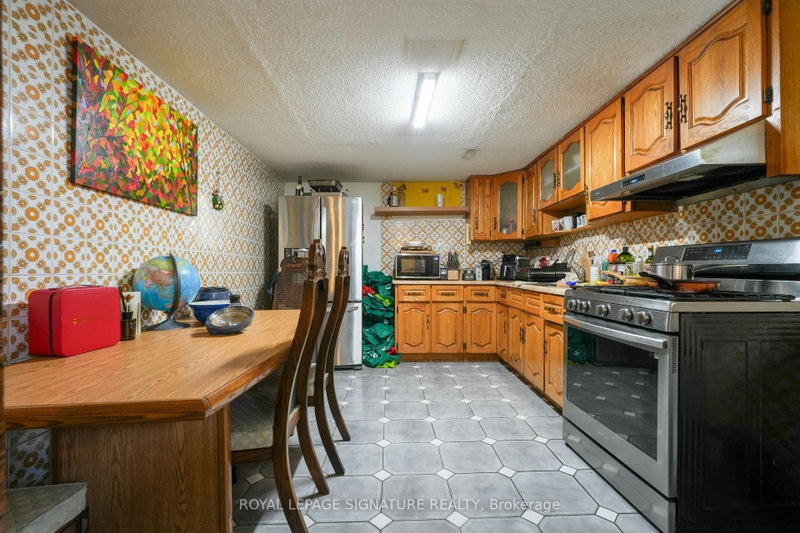 Room #1 & #2 - 674 Abana Road