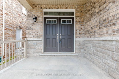 37 Royal Fern Crescent • Caledon, ON photo 3