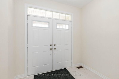 37 Royal Fern Crescent • Caledon, ON photo 4