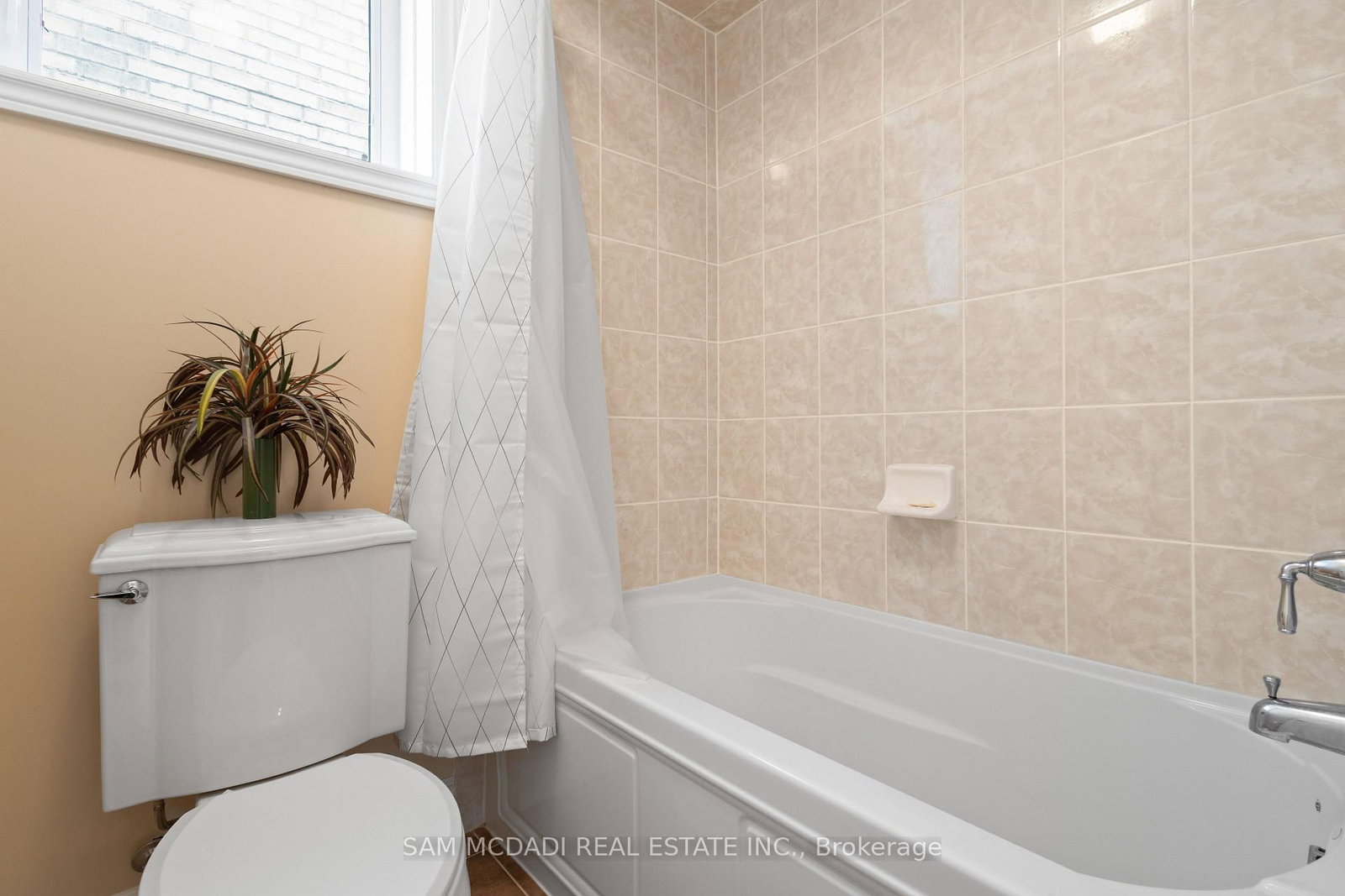 15 Eaglesprings Crescent • Brampton, ON photo 23