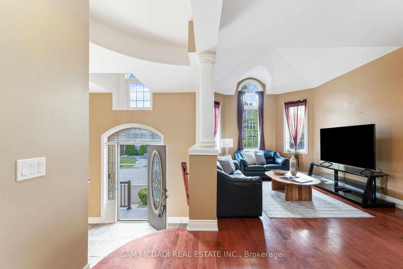 15 Eaglesprings Crescent • Brampton, ON photo 6