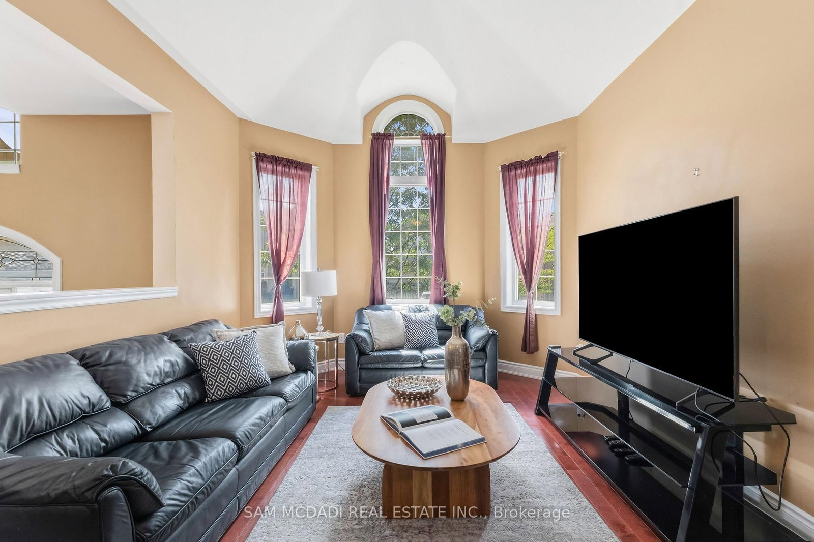15 Eaglesprings Crescent • Brampton, ON photo 9
