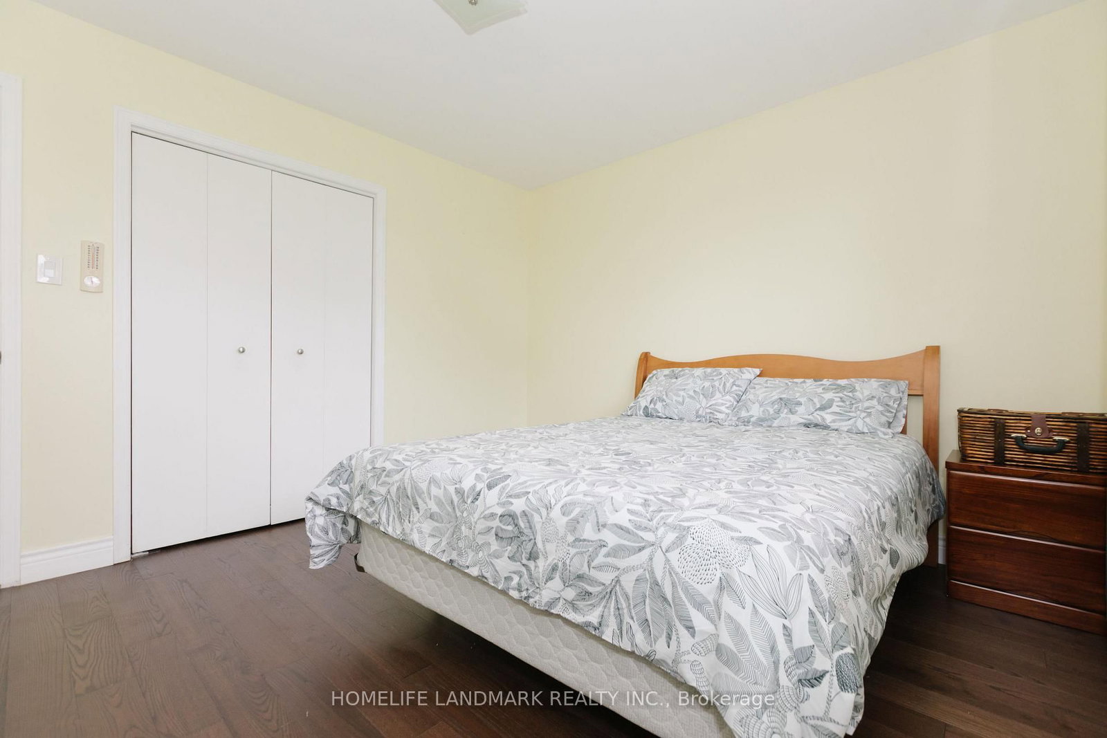 2419 Cashmere Avenue • Mississauga, ON photo 10
