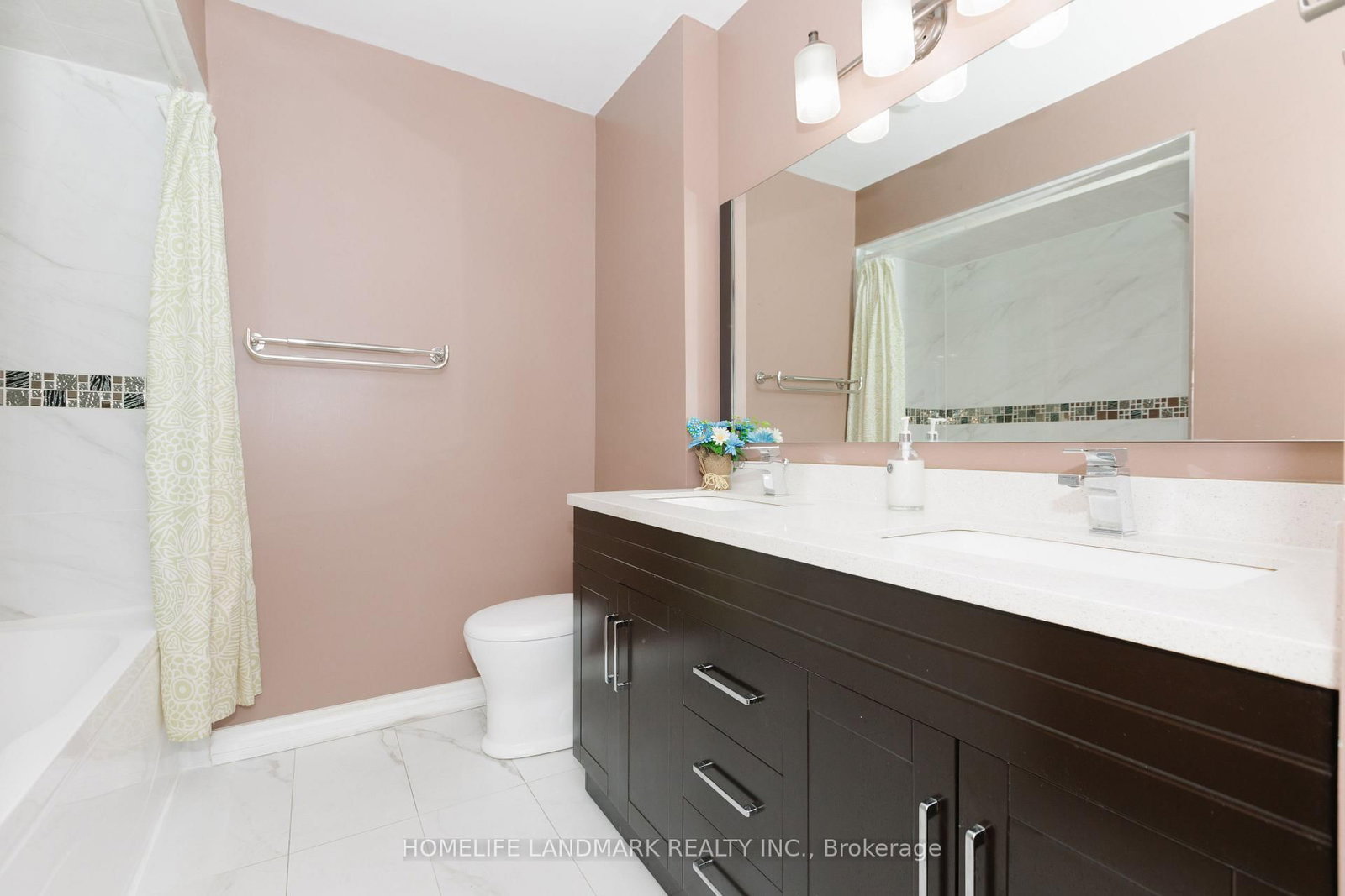 2419 Cashmere Avenue • Mississauga, ON photo 14