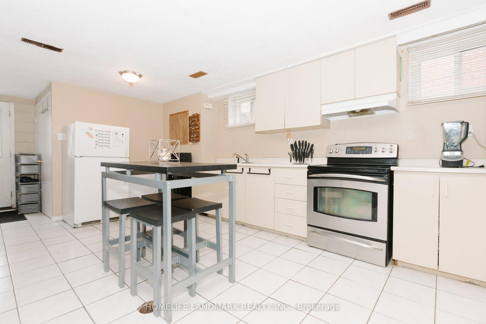 2419 Cashmere Avenue • Mississauga, ON photo 24