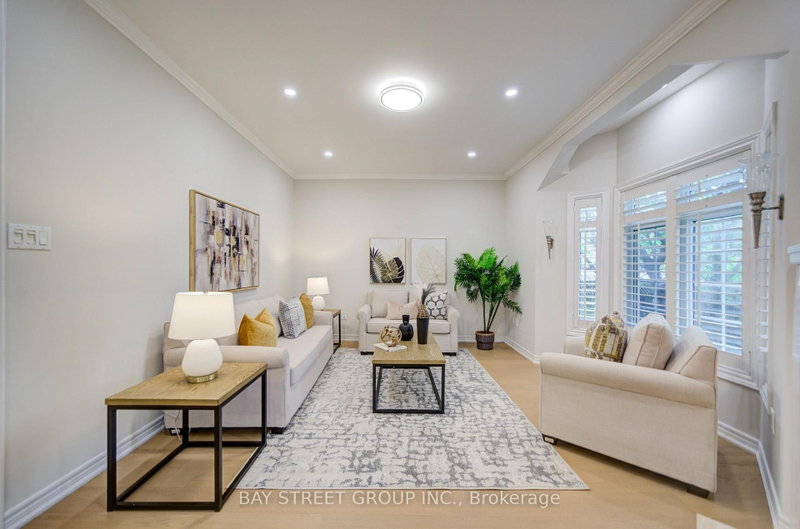 2422 Hertfordshire Oakville,ON L6H 7M5 — Photo 10