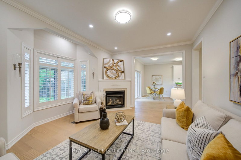 2422 Hertfordshire Oakville,ON L6H 7M5 — Photo 11