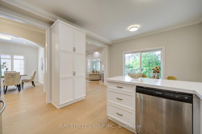 2422 Hertfordshire Oakville,ON L6H 7M5 — Photo 17