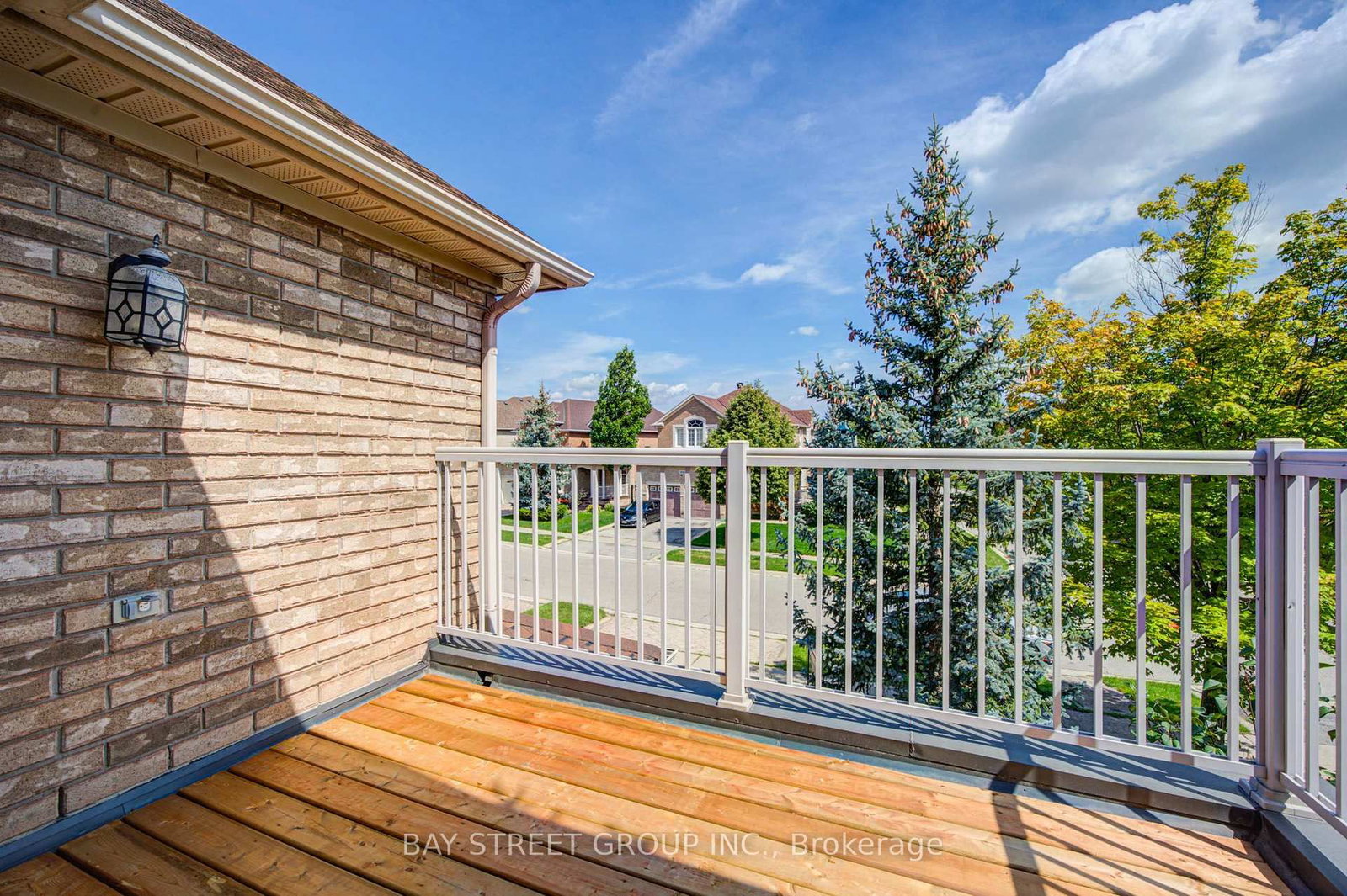 2422 Hertfordshire Way • Oakville, ON photo 35