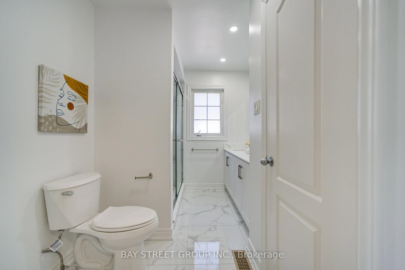 2422 Hertfordshire Way • Oakville, ON photo 40