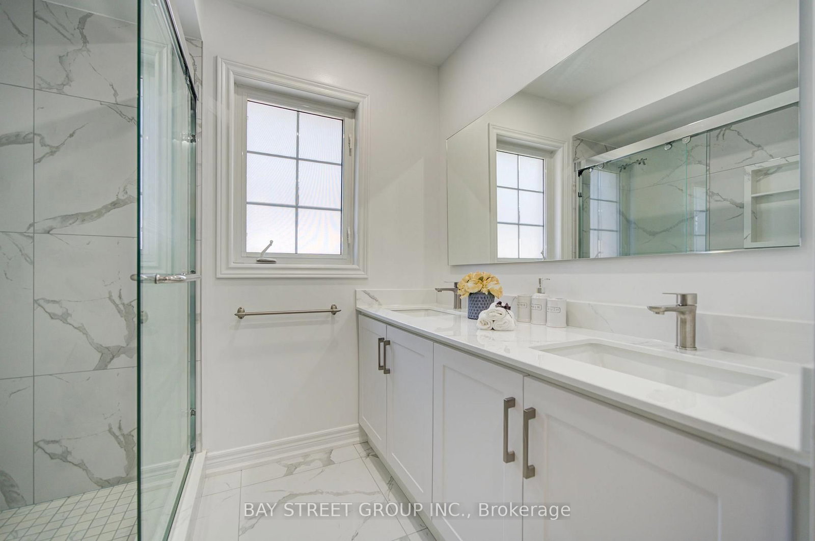 2422 Hertfordshire Way • Oakville, ON photo 41