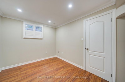 2422 Hertfordshire Oakville,ON L6H 7M5 — Photo 47