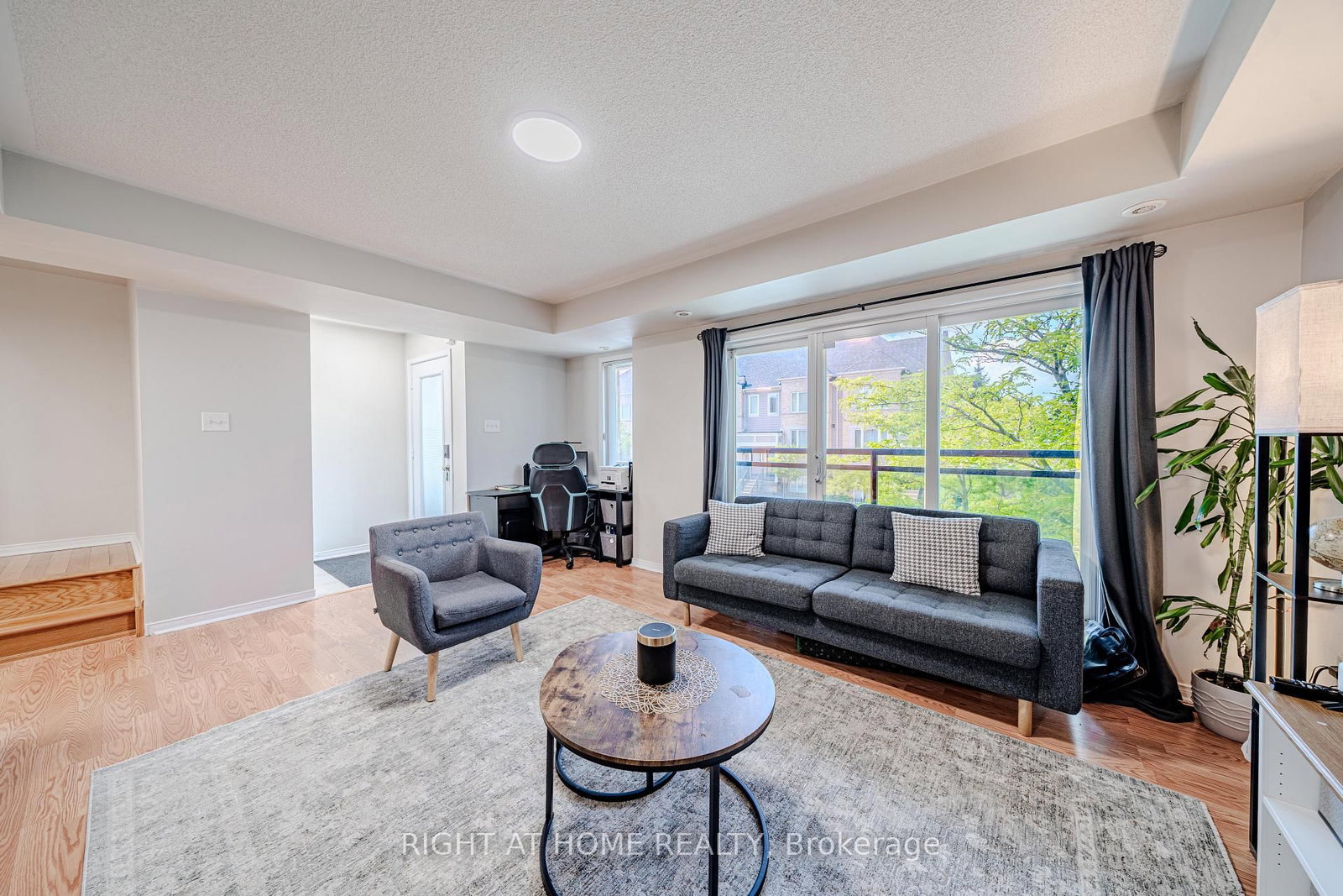 5035 Oscar Peterson Boulevard N • #100 • Mississauga, ON photo 5