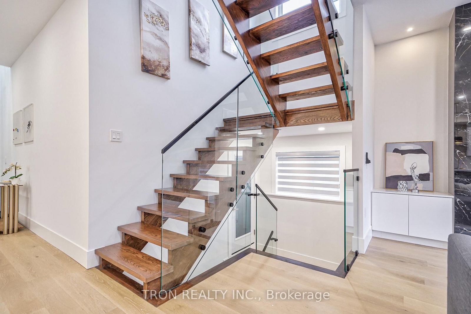 38 Uno Drive • Toronto, ON photo 10